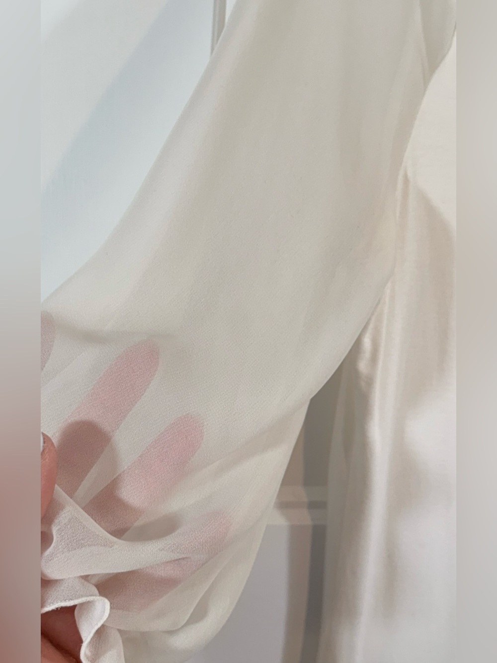 August Silk - Picture 8 of 8